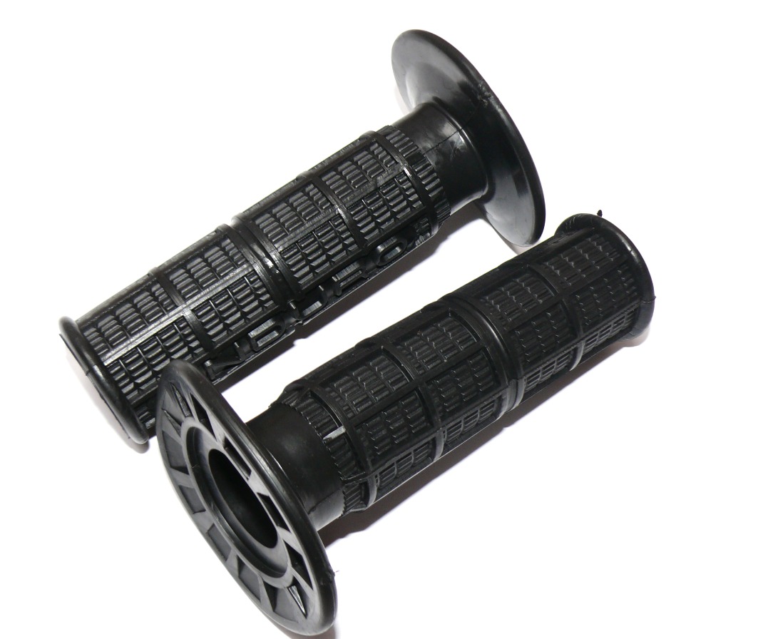 manetka enduro czarna z napisem 'ENDURO" długość 110 mm